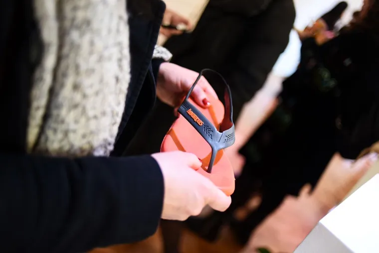 Poznate i patentirane Havaianas japanke napravljene od prirodne gume, obilježit će ovu sezonu velikim brojem stilskih i kolorističkih varijanti.