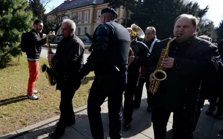 Prista&scaron;e A-HSP prisegnuli na vjernost domovini i Trumpu