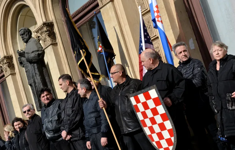 Prista&scaron;e A-HSP prisegnuli na vjernost domovini i Trumpu