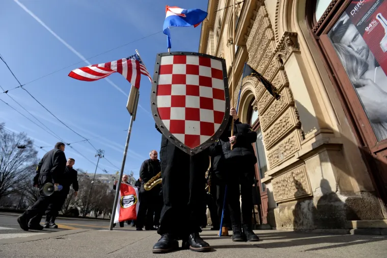 Prista&scaron;e A-HSP prisegnuli na vjernost domovini i Trumpu