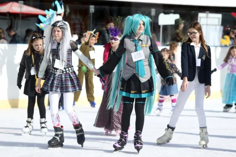 Klinci uživali u maskenbalu na &Scaron;alati: pogledajte koje su 'poznate maske' klizale!