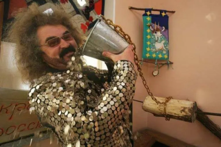 Izgleda da se Rusi ne znaju niti pretvarati da su normalni pa u svakoj sferi života rade ne&scaron;to sumanuto. U galeriji smo okupili neke od njihovih bizarnih pustolovina iz svakodnevice pa možete provjeriti i sami.