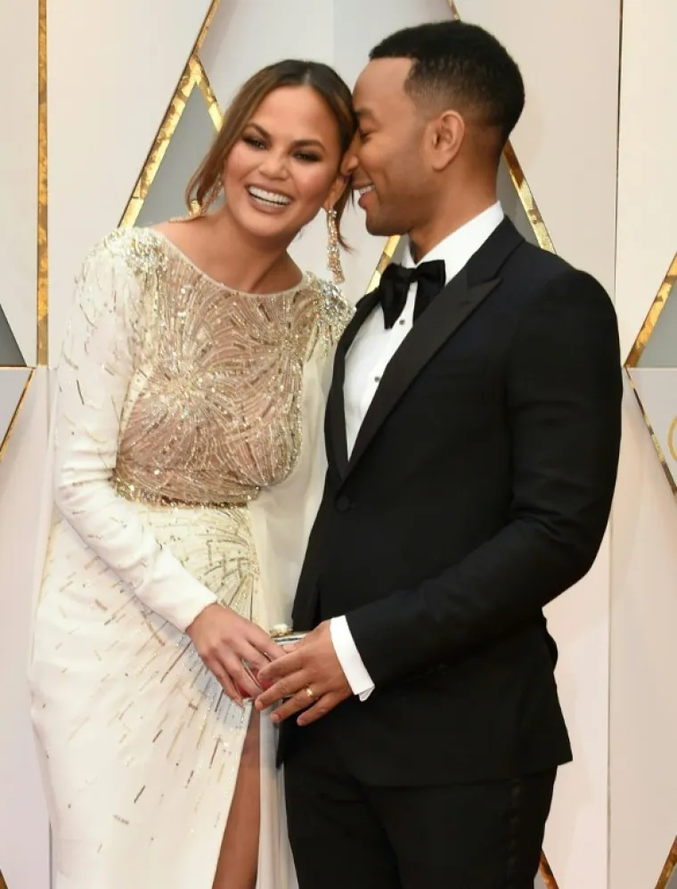 OVAKO BI LJUBAV TREBALA IZGLEDATI: John Legend i Chrissy Teigen još su jednom dokazali da su najbolji holivudski par