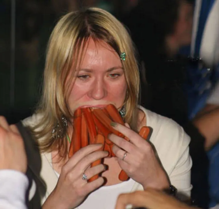 JE LI S NJIMA SVE U REDU? Cure stale pred objektiv u vrlo bizarnom izdanju