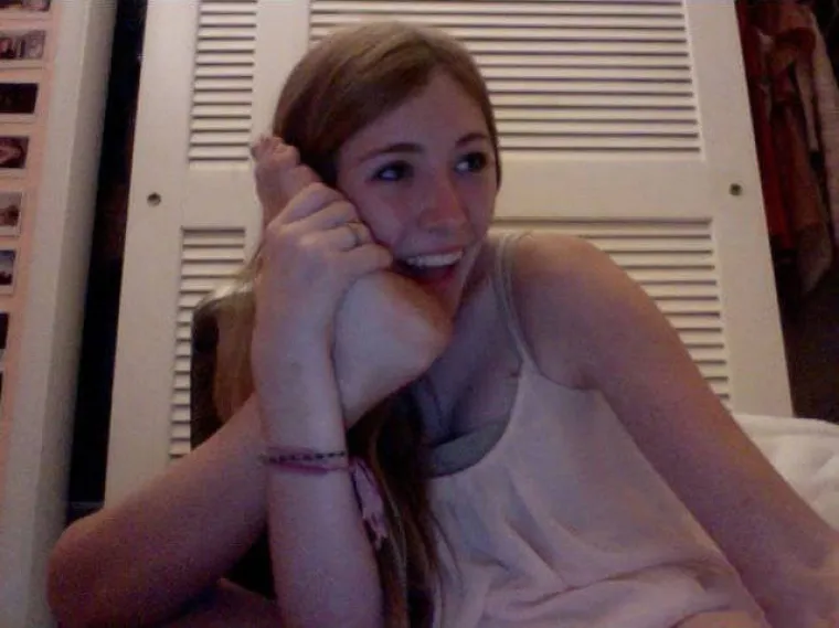 JE LI S NJIMA SVE U REDU? Cure stale pred objektiv u vrlo bizarnom izdanju