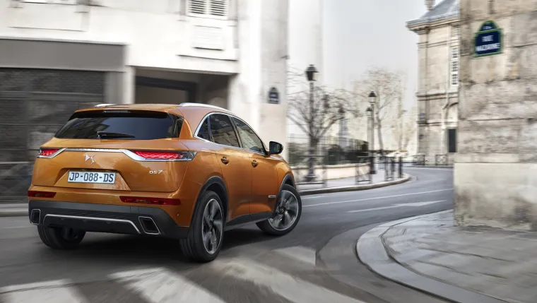DS 7 CROSSBACK: Pogledajte novi simbol ovog branda iz svih kuteva