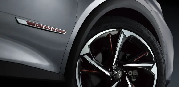 DS 7 CROSSBACK: Pogledajte novi simbol ovog branda iz svih kuteva