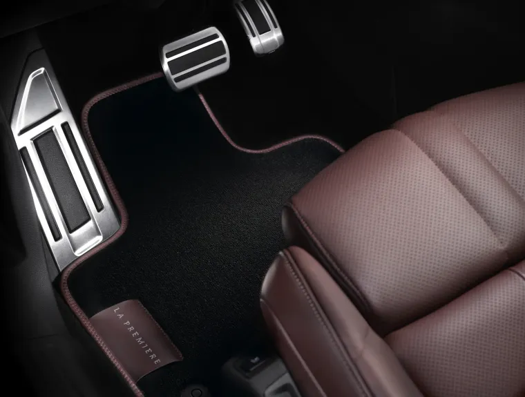 DS 7 CROSSBACK: Pogledajte novi simbol ovog branda iz svih kuteva