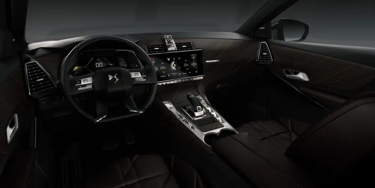 DS 7 CROSSBACK: Pogledajte novi simbol ovog branda iz svih kuteva