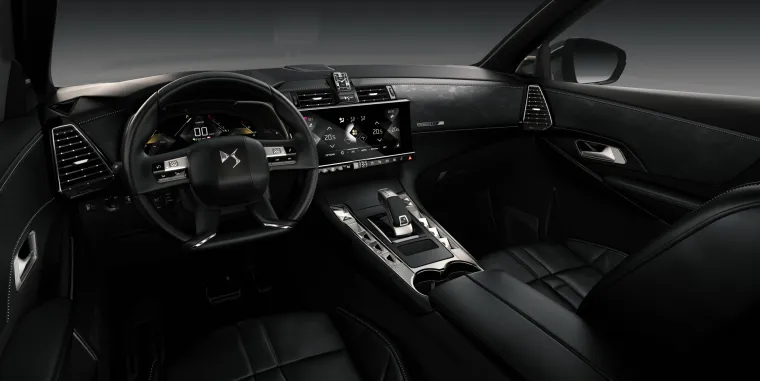 DS 7 CROSSBACK: Pogledajte novi simbol ovog branda iz svih kuteva