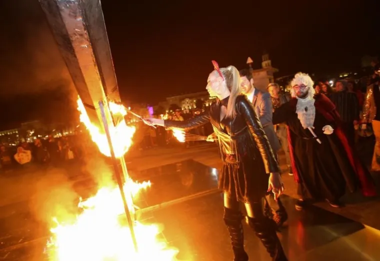 'VRAŽJA' AVA 'SMOTALA' PERNARA: 'Ivane, ako je želi&scaron; opaliti, ne budi pasivan, nasrni k'o mu&scaron;ko i tvoja je, ne glumi finoću'