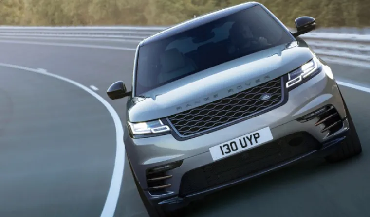 Ekskluzivna Range Rover linija dobila je svog četvrtog člana koji u gami zauzima mjesto iznad modela Evoque, a ispod Sporta. Njegovo ime je Velar.