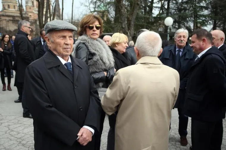 HRVATSKA SE OPROSTILA OD LEGENDE DINAMA: Posljednje zbogom čovjeku koji je oduševljavao mase