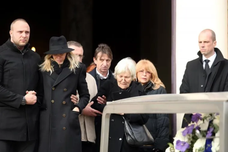 HRVATSKA SE OPROSTILA OD LEGENDE DINAMA: Posljednje zbogom čovjeku koji je odu&scaron;evljavao mase