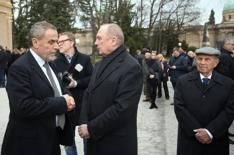 HRVATSKA SE OPROSTILA OD LEGENDE DINAMA: Posljednje zbogom čovjeku koji je odu&scaron;evljavao mase