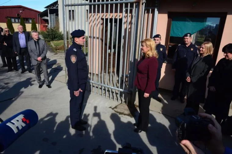 PRESJEDNICA U POŽEGI: Kolinda posjetila kaznionicu i zatvor