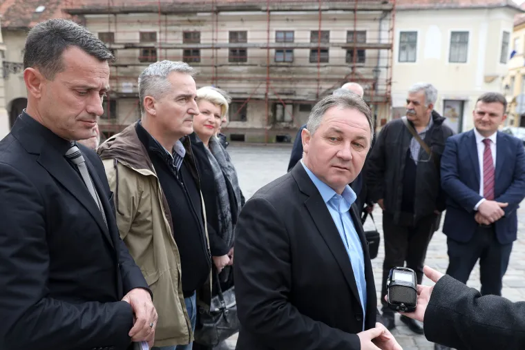 Branitelji održali konferenciju za medije