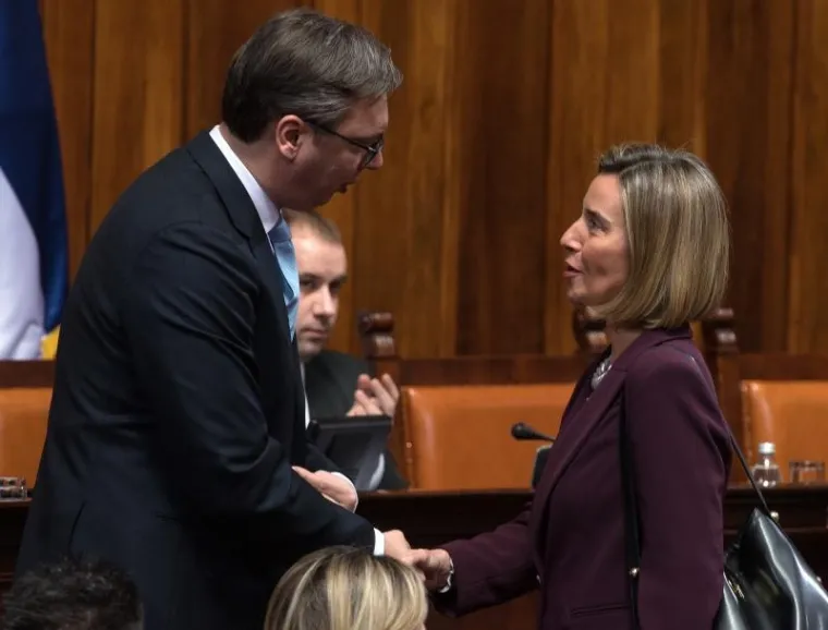 &Scaron;e&scaron;elj i radikali ometali govor &scaron;efice EU diplomacije u Skup&scaron;tini Srbije