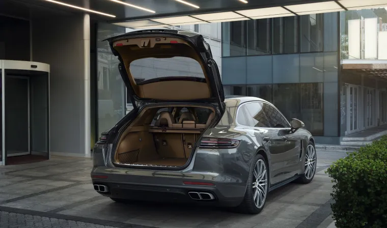 UŽIVAJTE, TEŠKO DA MOŽE BOLJE OD OVOG: Pogledajte kako izgleda Porsche Panamera Sport Turismo