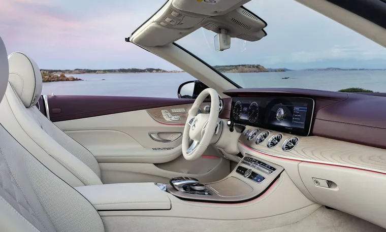 MERCEDES-BENZ OTKRIO KABRIOLET E-KLASE: Otvoren, i to doslovno, za uživanje na cesti