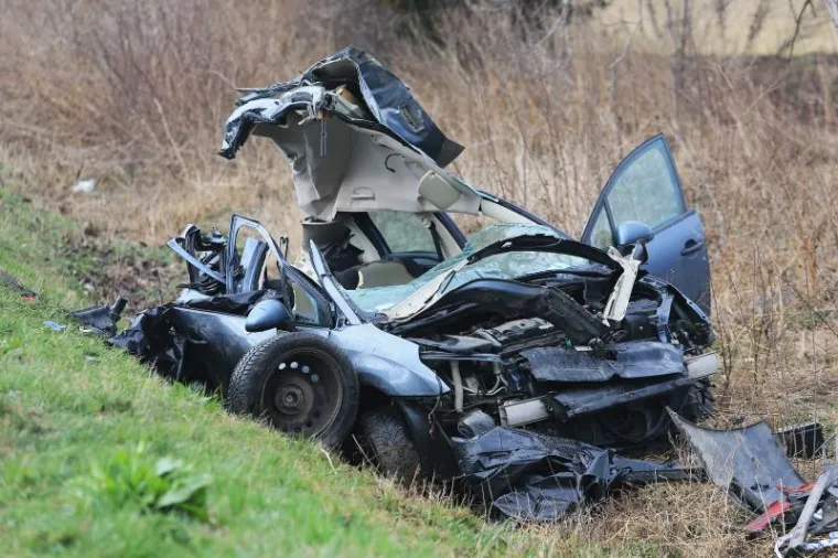 TRAGEDIJA KOD VUKOVARA: U prometnoj nesreći smrtno stradale tri osobe