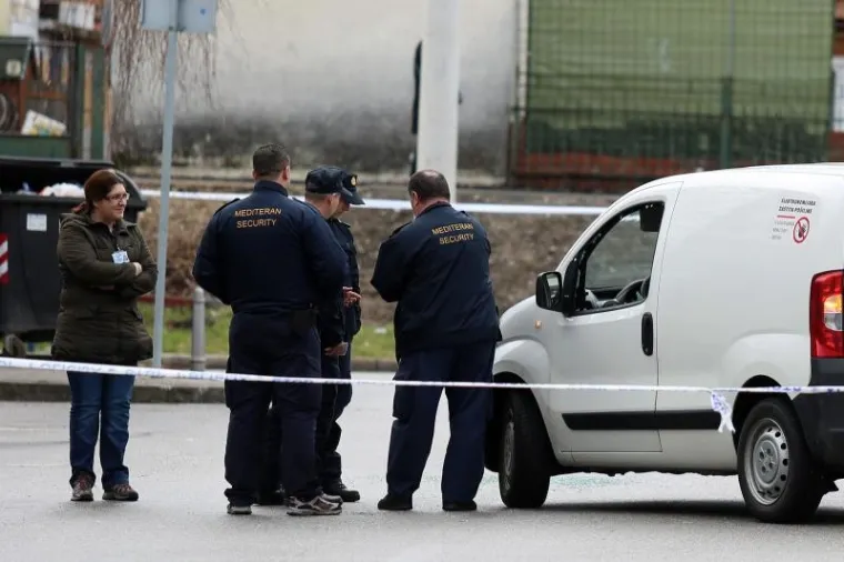 Oružani prepad u Zagrebu: Uz prijetnju oružjem opljačkali za&scaron;titare i pobjegli s novcem