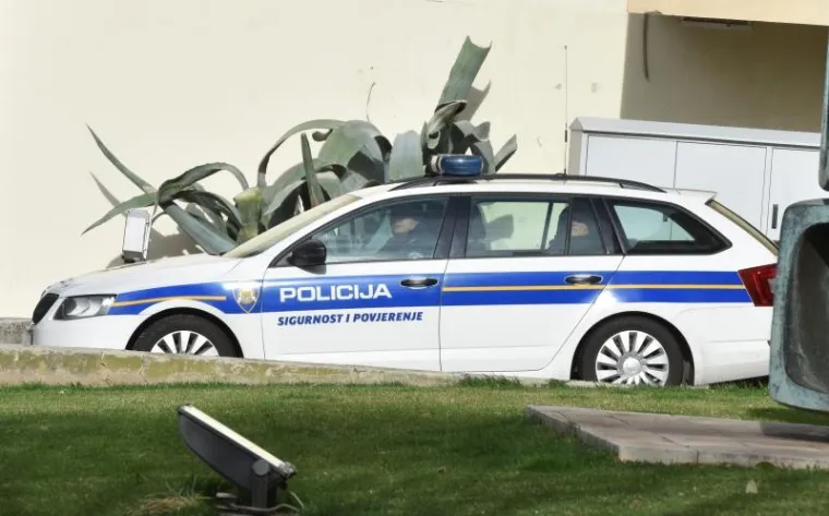 OSUMNJIČENA ČETVORKA PRIVEDENA NA SASLU&Scaron;ANJE: O&scaron;tetili Jadransku banku za 40 milijuna kuna?