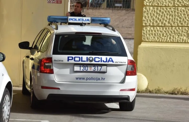 OSUMNJIČENA ČETVORKA PRIVEDENA NA SASLU&Scaron;ANJE: O&scaron;tetili Jadransku banku za 40 milijuna kuna?