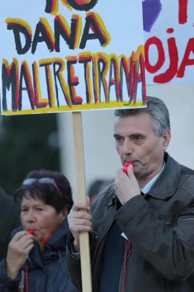 'ŽENA, MAJKA, RADNICA': Više od tisuću ljudi maršira protiv diskriminacije i nasilja nad ženama