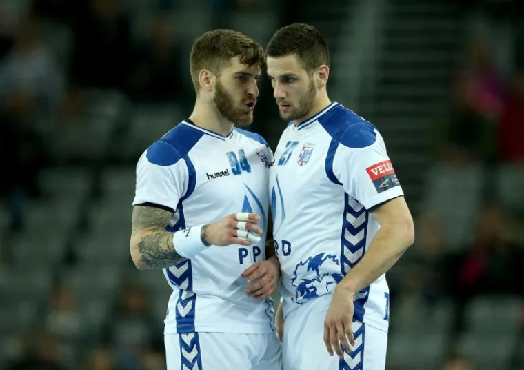 UŽARENA ATMOSFERA U ZAGREBAČKOJ ARENI: Hrvatski prvak stigao do velike pobjede