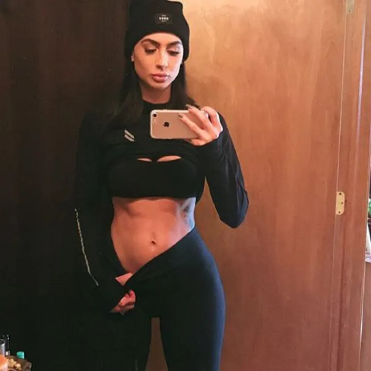 NATEŽU IH NEMILOSRDNO: Maltretiraju ono malo odjeće koje im je ostalo....