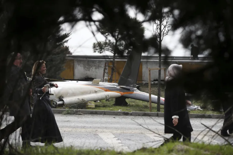 U Istanbulu se sru&scaron;io helikopter visoke poslovne delegacije: u nesreći poginulo petero ljudi