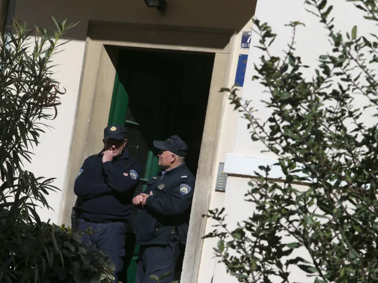 Obitelj branitelja Mirka Buzova deložirana iz stana