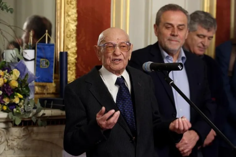 RASPLET 'TALAČKE KRIZE': Bandić Hrženjaku darovao svoju tortu