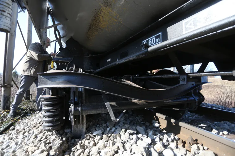 Vlak iskočio iz tračnica