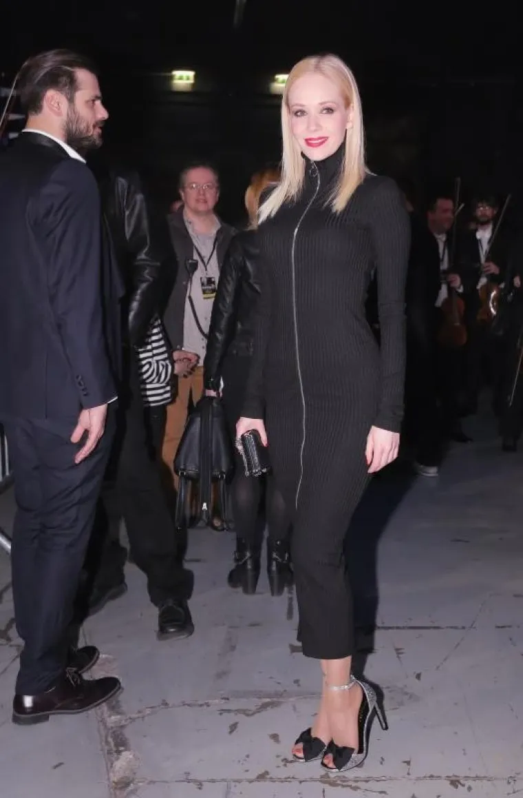 SPEKTAKL: Oliver proslavio 70. rođendan koncertom u Areni Zagreb, Rozga privukla pažnju uskom haljinom...