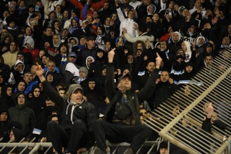 POLJUDSKA BAKLJADA: Evo za&scaron;to je utakmica na Poljudu danas bila prekinuta