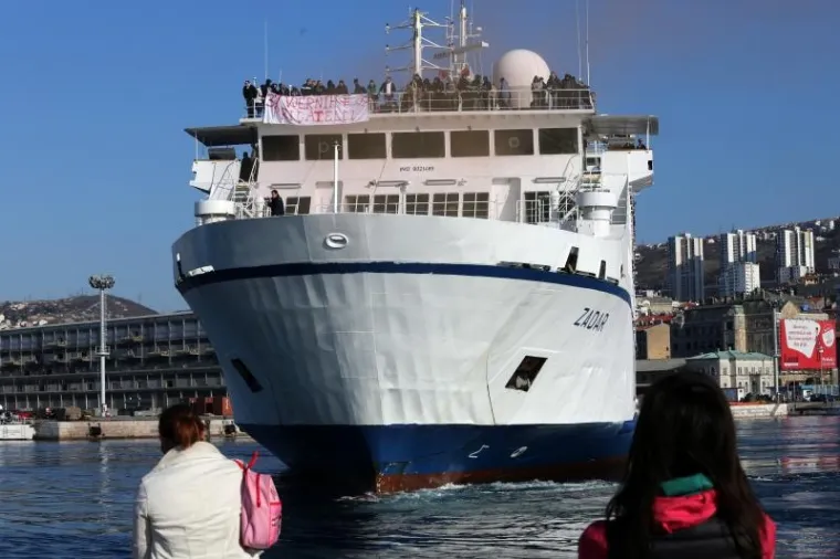 LUDNICA U RIJECI: Pogledajte kako je izgledao povratak navijača iz Splita