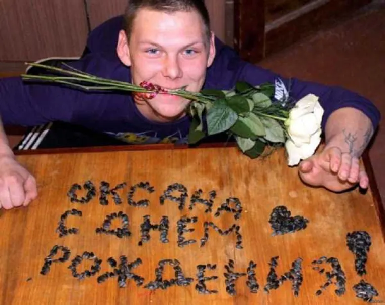 RUSKA VERZIJA ROMANTIKE: Očito je da se trude, ali svejedno im to nikako pomaže...