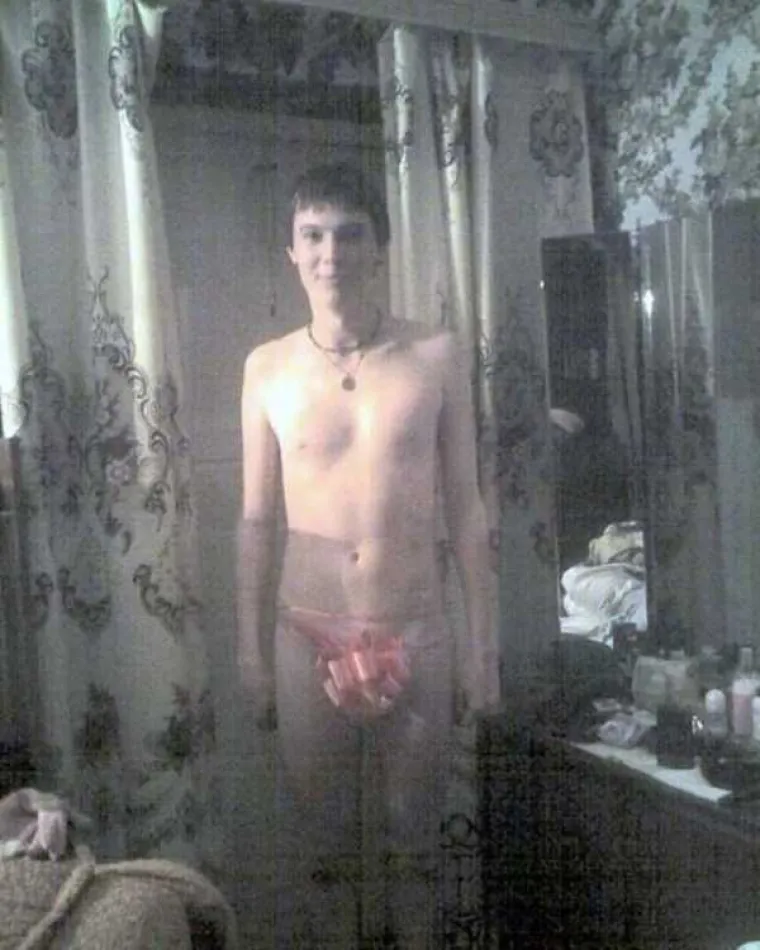 RUSKA VERZIJA ROMANTIKE: Očito je da se trude, ali svejedno im to nikako pomaže...