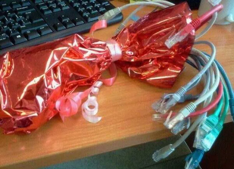 RUSKA VERZIJA ROMANTIKE: Očito je da se trude, ali svejedno im to nikako pomaže...