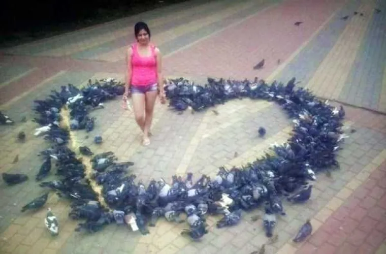 RUSKA VERZIJA ROMANTIKE: Očito je da se trude, ali svejedno im to nikako pomaže...