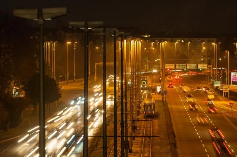 Zagreb pod večernjim svjetlima: pogledajte predivne fotografije protoka gradskog prometa