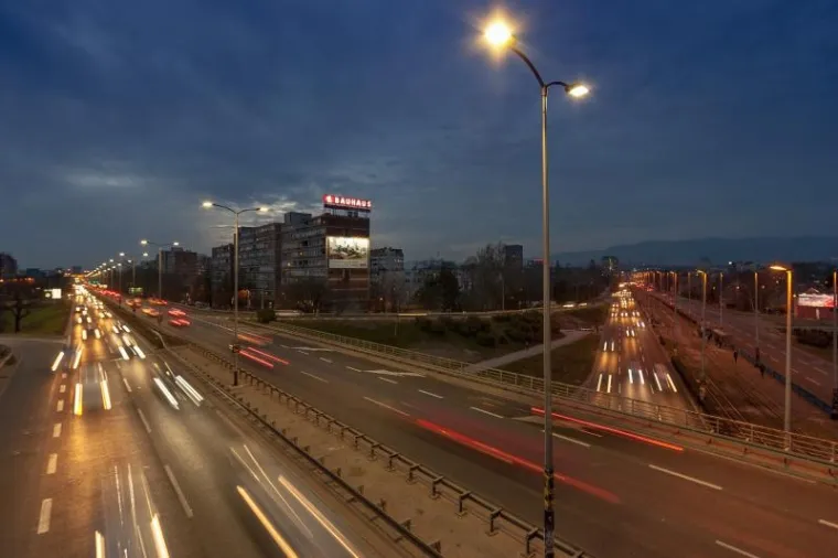 Zagreb pod večernjim svjetlima: pogledajte predivne fotografije protoka gradskog prometa