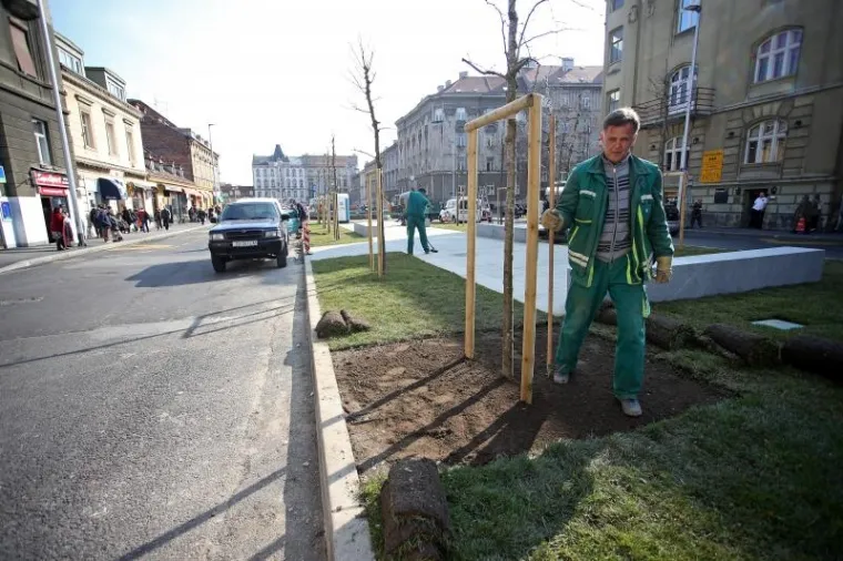 Uređuje se Britanski trg i postavlja nova fontana
