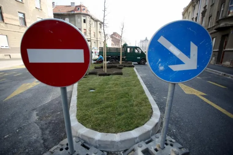 Uređuje se Britanski trg i postavlja nova fontana