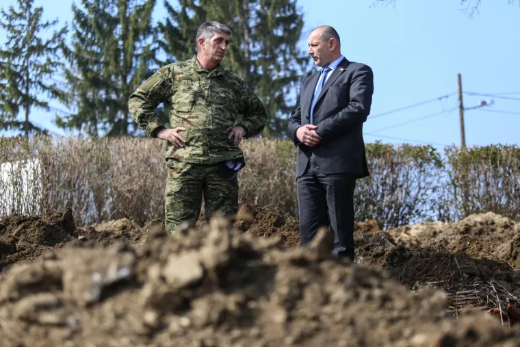 Medved posjetio područje gdje traje probno iskapanje