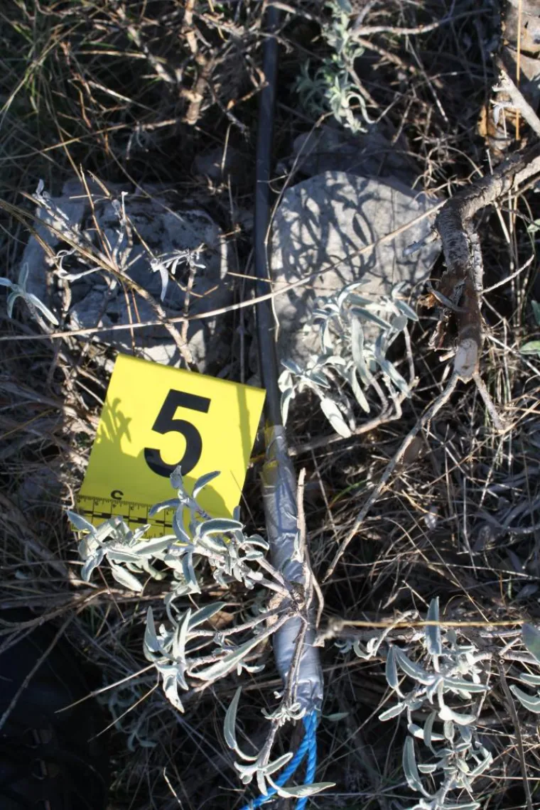 MASOVNA UHIĆENJA PRIPADNIKA TORCIDE: Pronađene teleskopske palice, drvene letve, baklje...