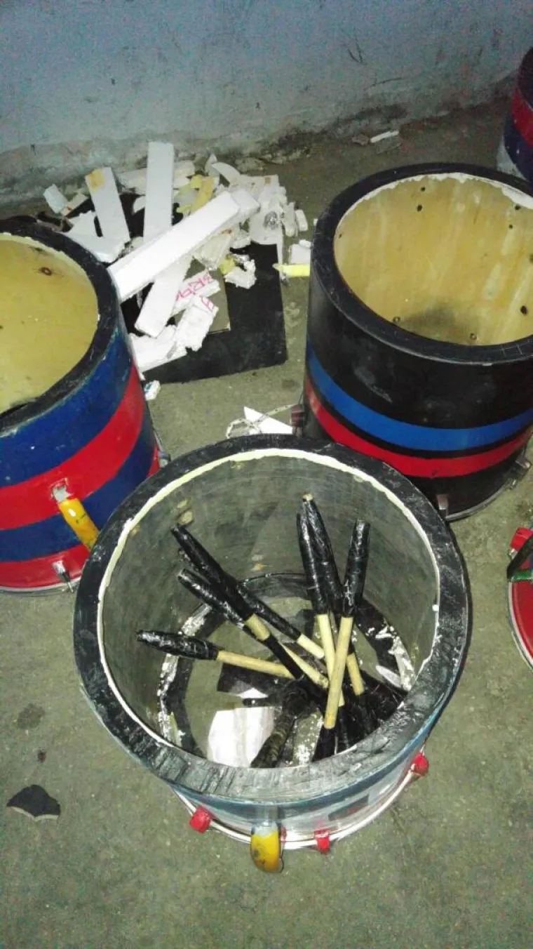 MASOVNA UHIĆENJA PRIPADNIKA TORCIDE: Pronađene teleskopske palice, drvene letve, baklje...