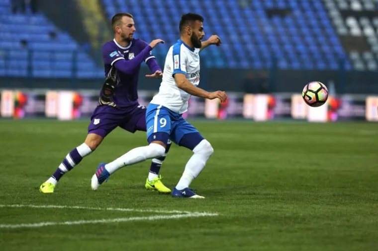 POLUFINALE HRVATSKOG KUPA: Gotovo pet tisuća navijača pratilo bitku Osijeka i Rijeke